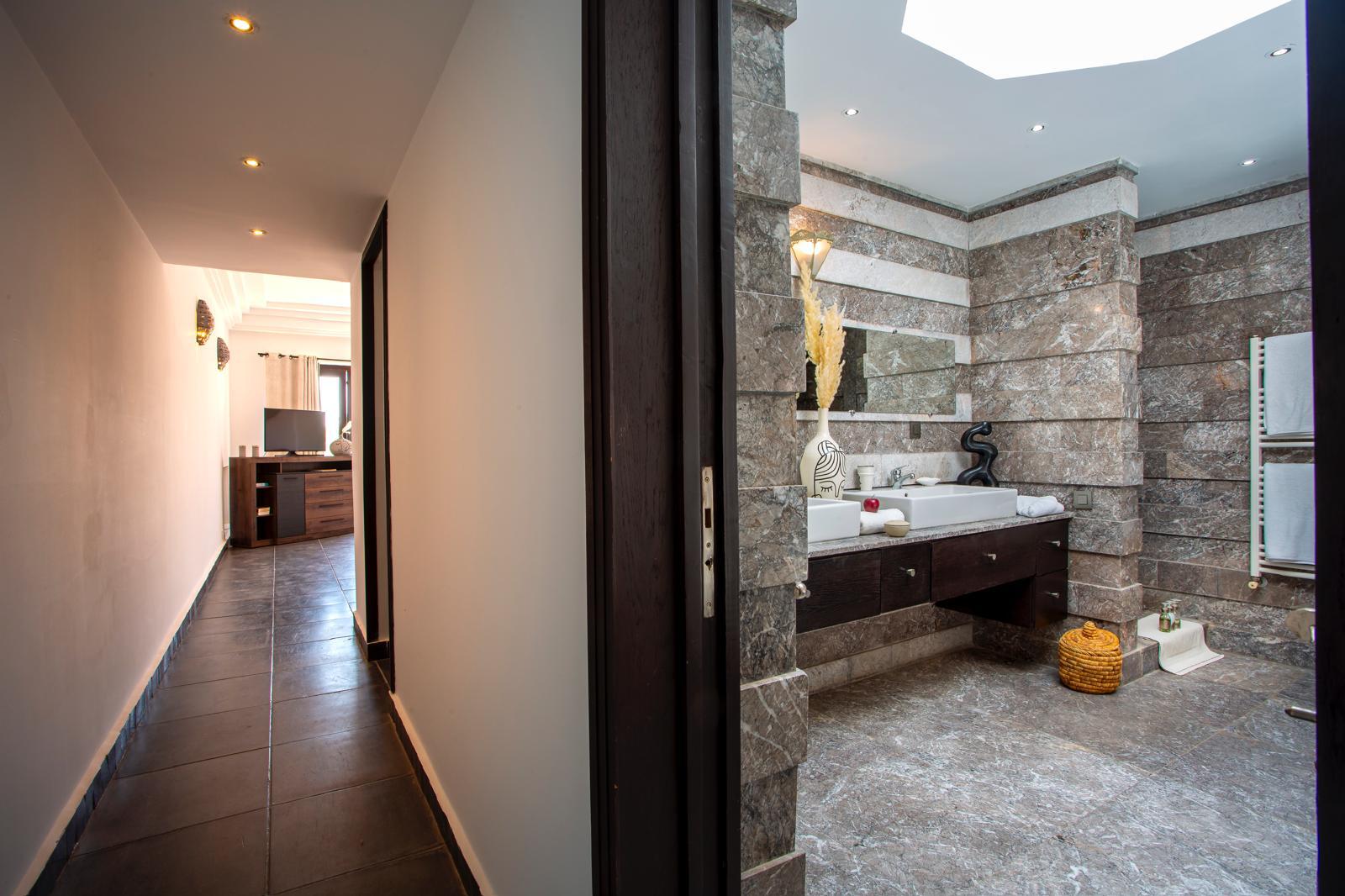 WhatsApp Image 2025-11-01 at 12.21.10 (2)