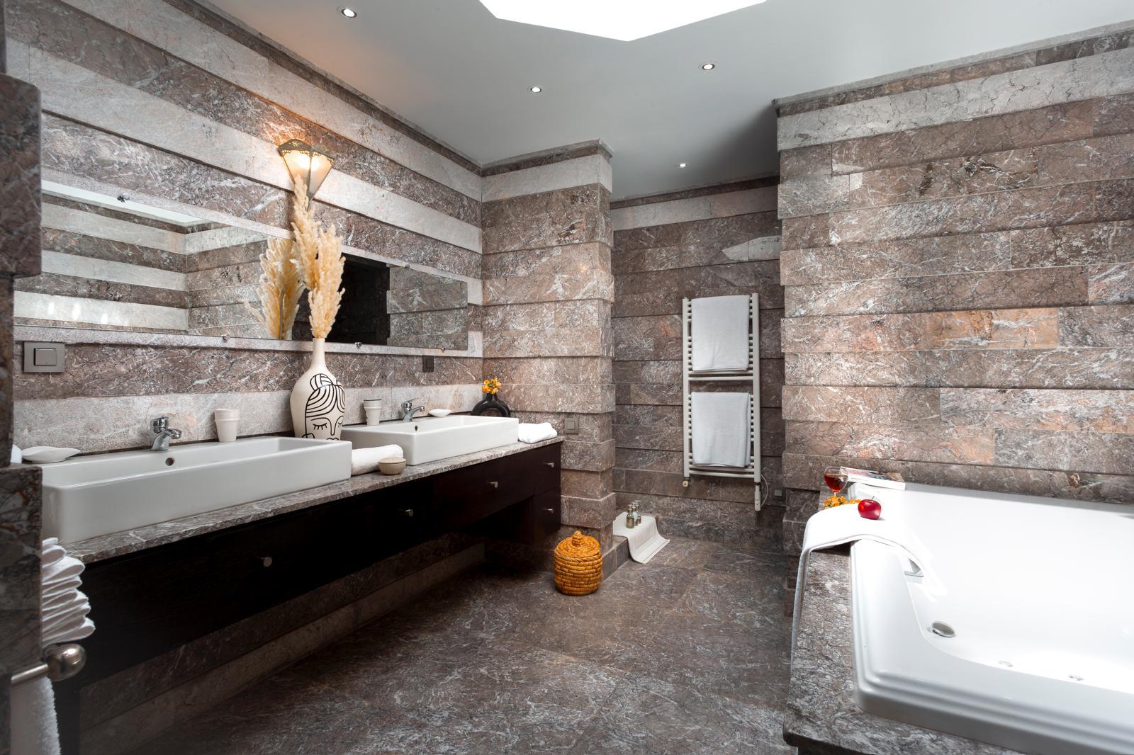 WhatsApp Image 2025-11-01 at 12.21.10